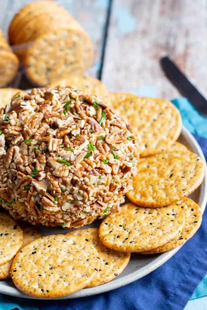 Buffalo Ranch Cheese Ball | A Nerd Cooks