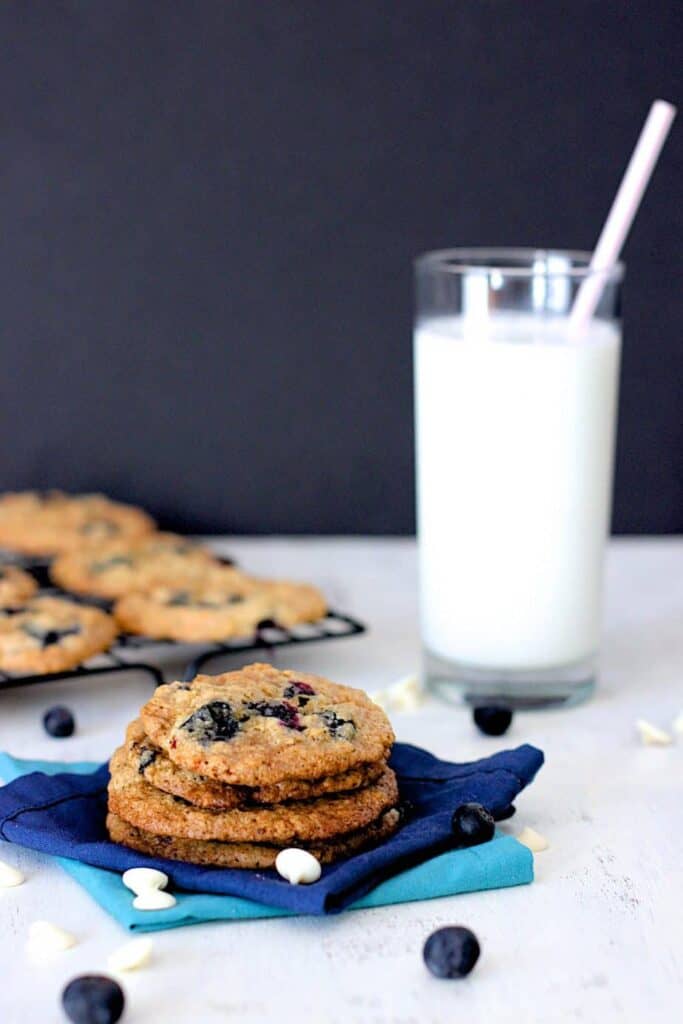 Blueberry White Chocolate Chip Cookies | A Nerd Cooks