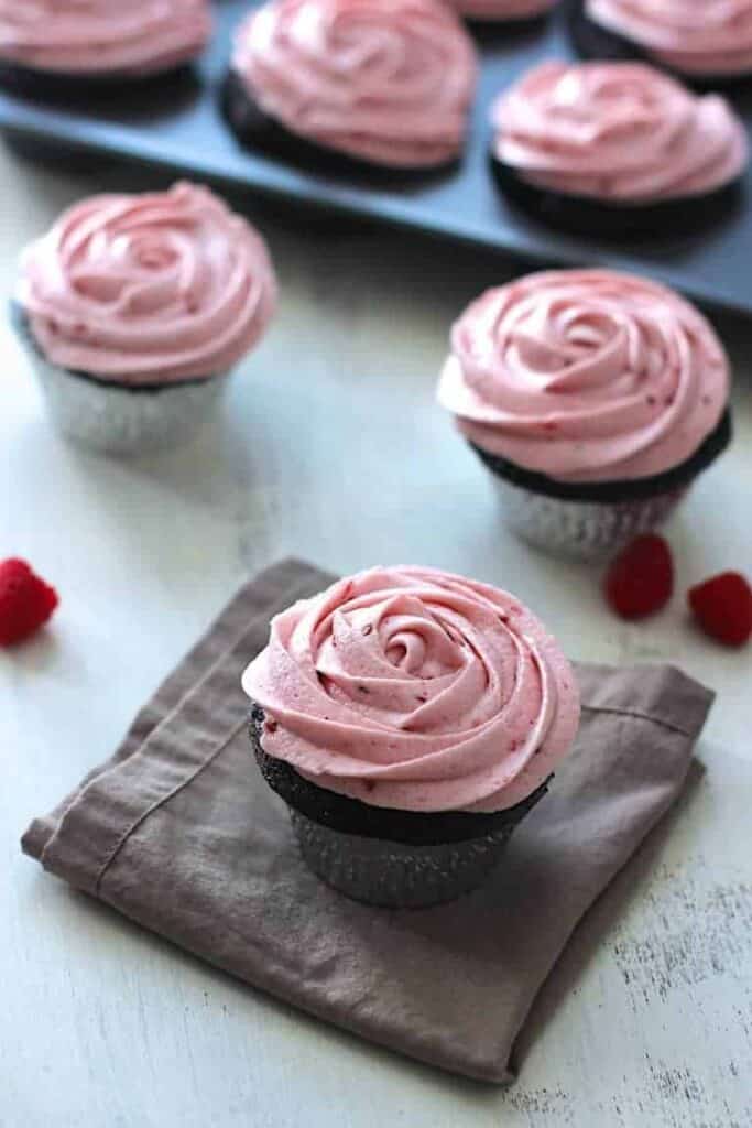 Dark Chocolate Cupcakes with Raspberry Buttercream | A Nerd Cooks