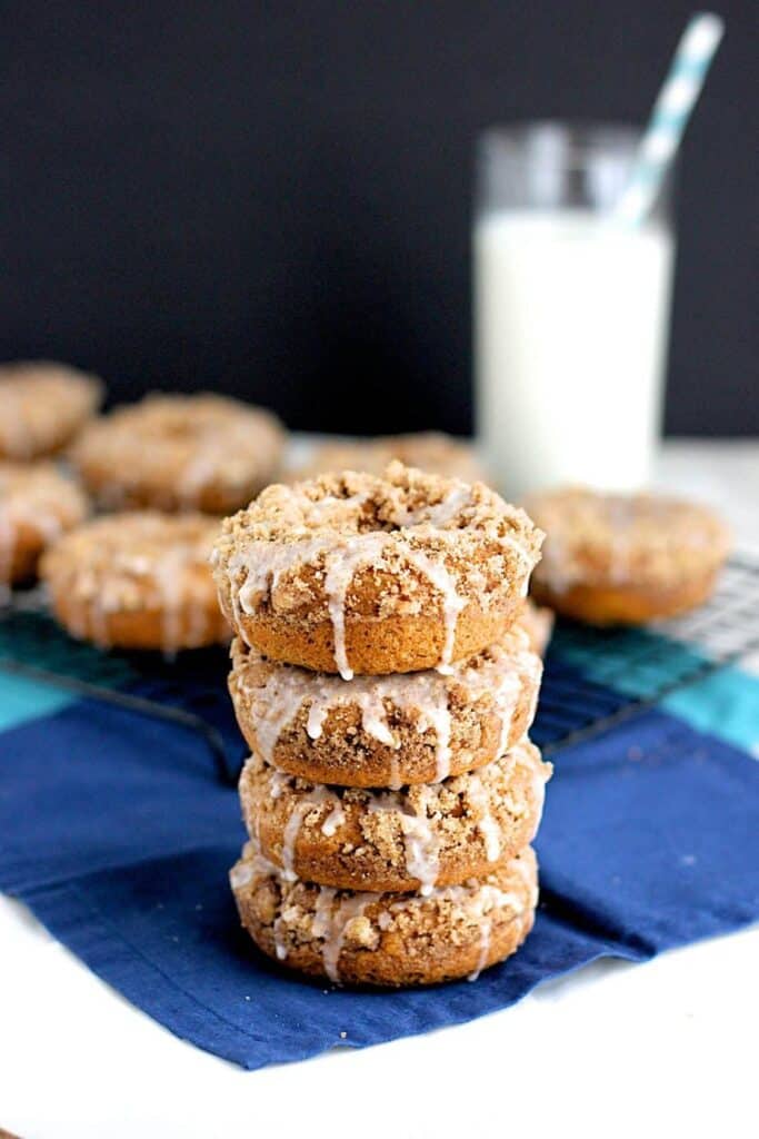 Pumpkin Streusel Donuts | A Nerd Cooks