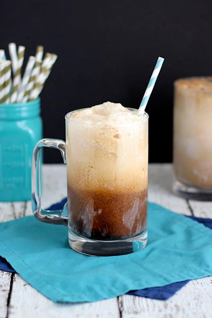 The Southern Hospitality Ice Cream Float - A Nerd Cooks