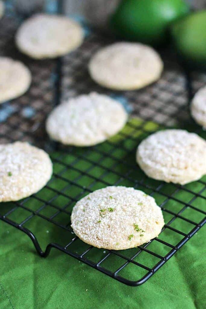 Key Lime Pie Cookies | A Nerd Cooks