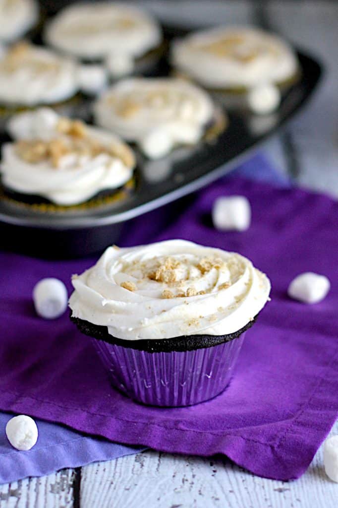 S'Mores Cupcakes | A Nerd Cooks