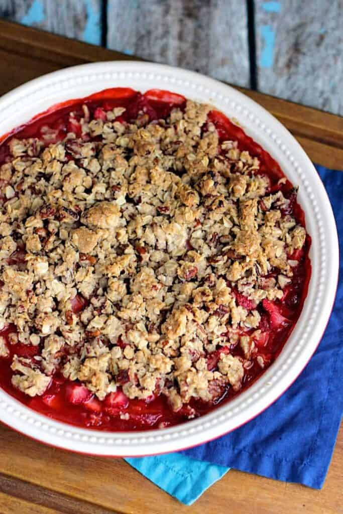 Strawberry Crisp | A Nerd Cooks