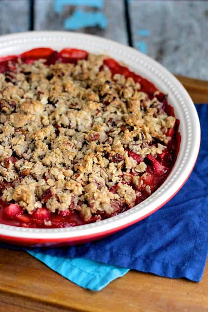 Strawberry Crisp | A Nerd Cooks