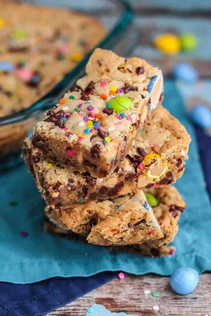 Spring Confetti Blondies | A Nerd Cooks