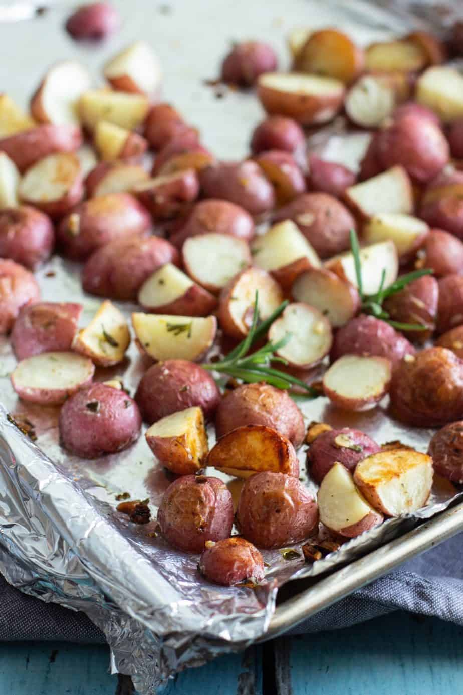 Garlic and Rosemary Roasted Potatoes - A Nerd Cooks