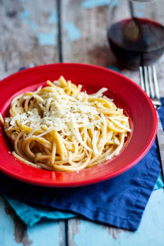 Cacio e Pepe | A Nerd Cooks