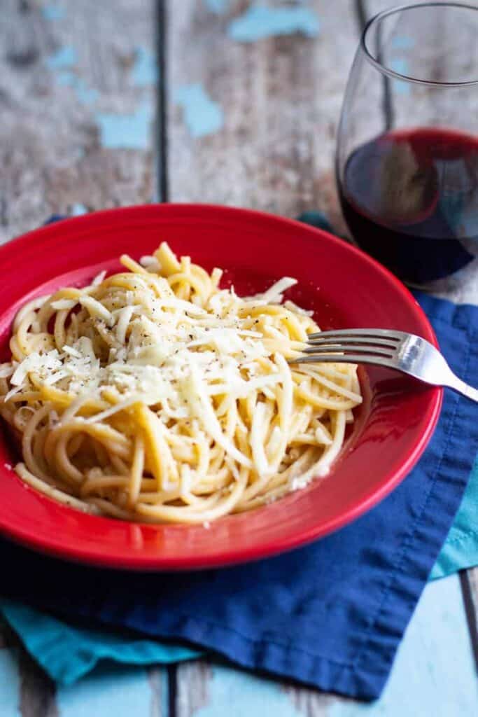 Cacio e Pepe | A Nerd Cooks