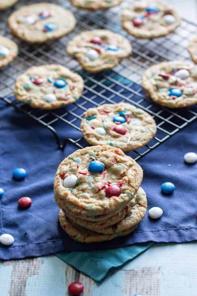 Firecracker Pudding Cookies | A Nerd Cooks