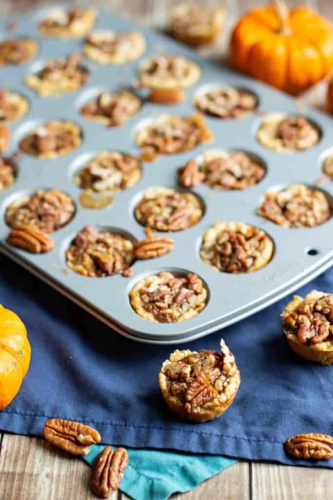 Bite-Sized Pecan Pies | A Nerd Cooks