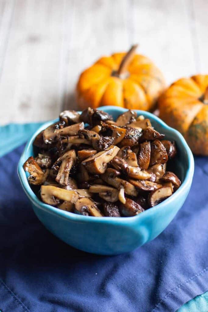 Garlic and Thyme Roasted Mushrooms | A Nerd Cooks