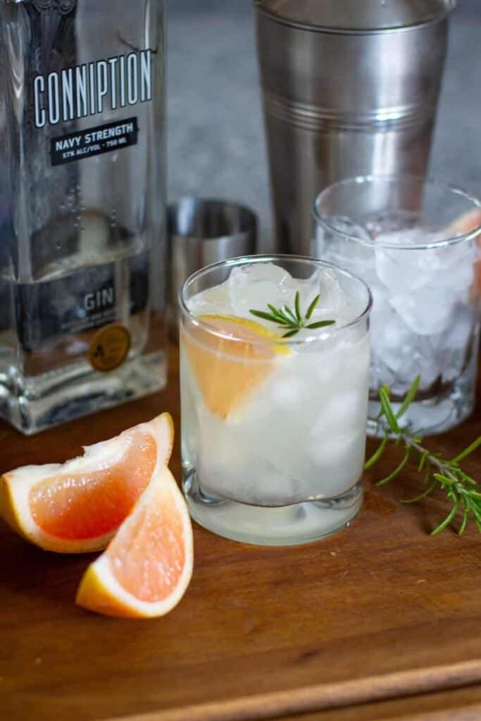 Grapefruit Rosemary Gimlet | A Nerd Cooks