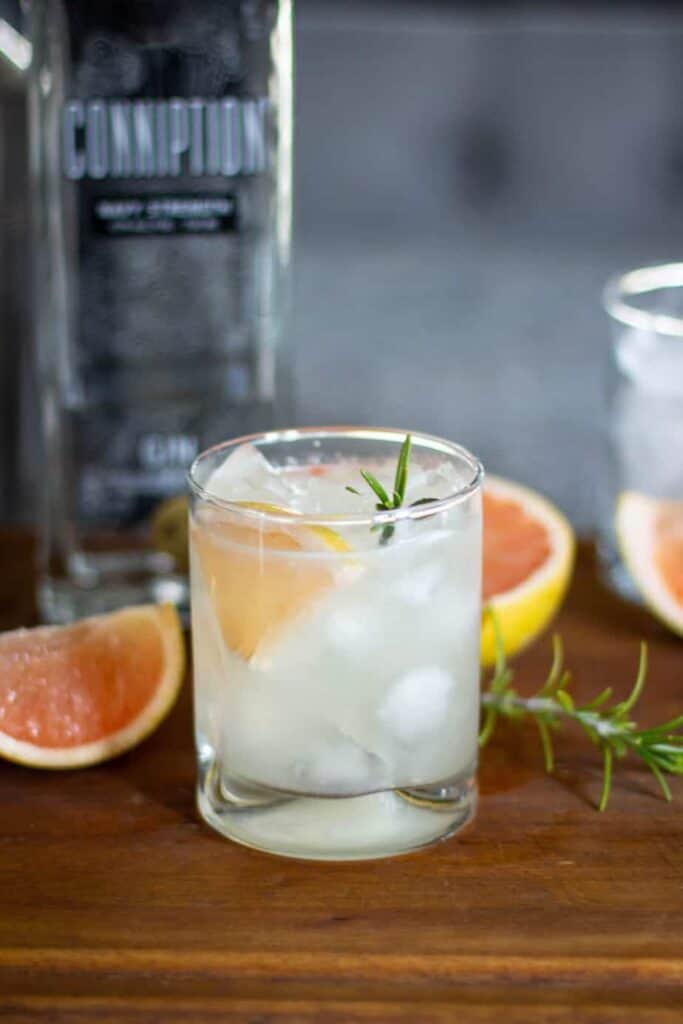 Grapefruit Rosemary Gimlet | A Nerd Cooks