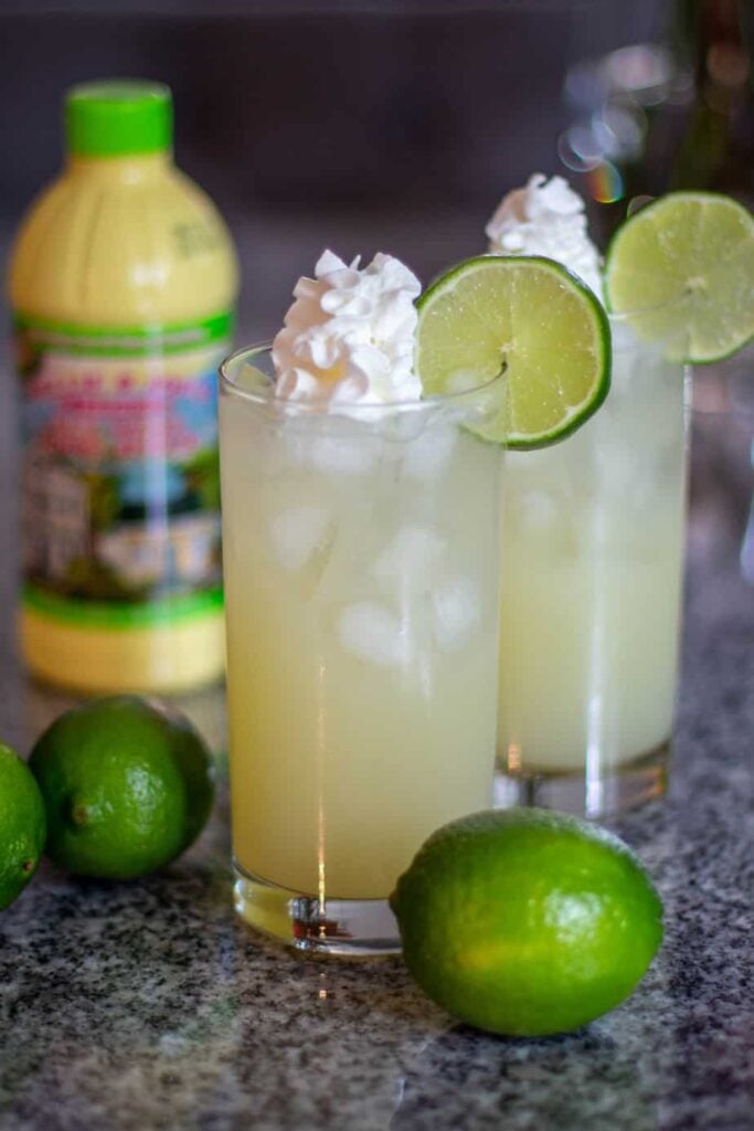 Key Lime Pie Crush Cocktail Recipe - A Nerd Cooks