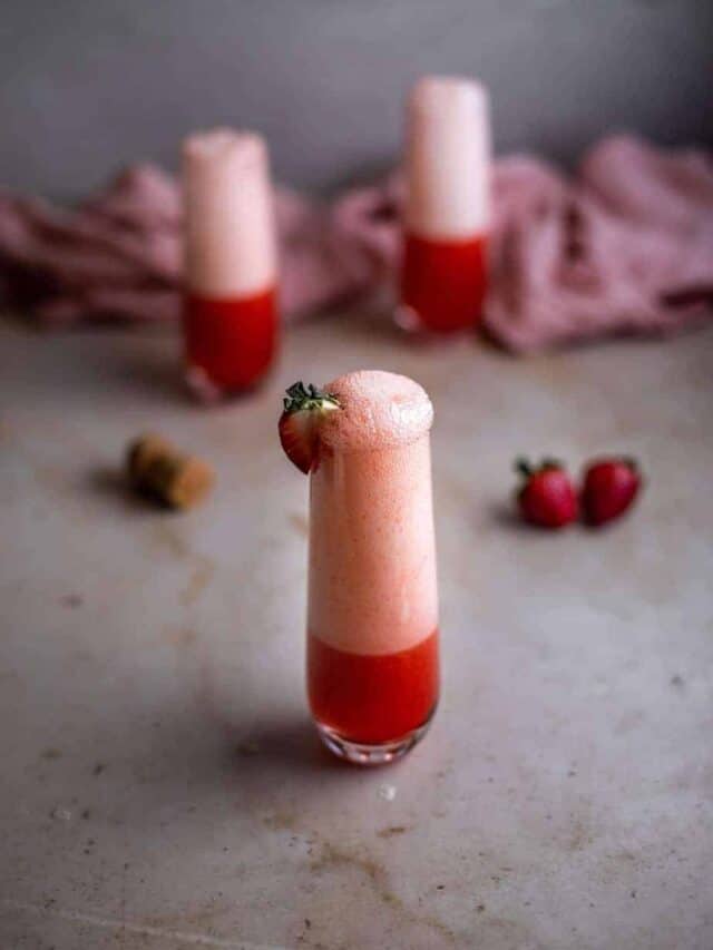 Rossini Cocktail (Strawberry Bellini)