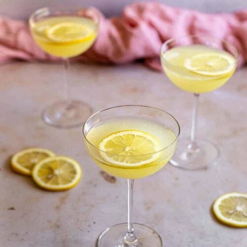 Lemon Drop Martini (with Limoncello) - Foodology Geek